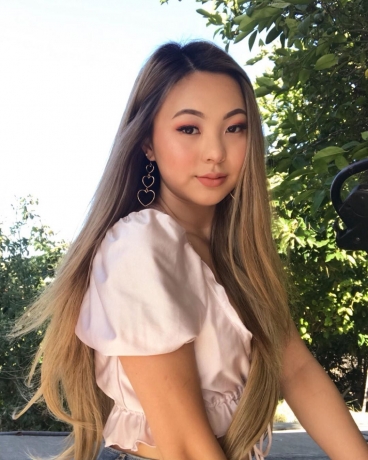 Enhance Your Beauty With Ponytail Extensions – No Salon Needed